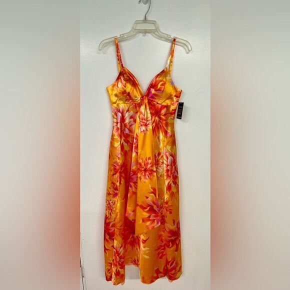 Boston Proper La Dolce Vita Floral Charmeuse Maxi Dress.  Size 4. - Picture 11 of 14
